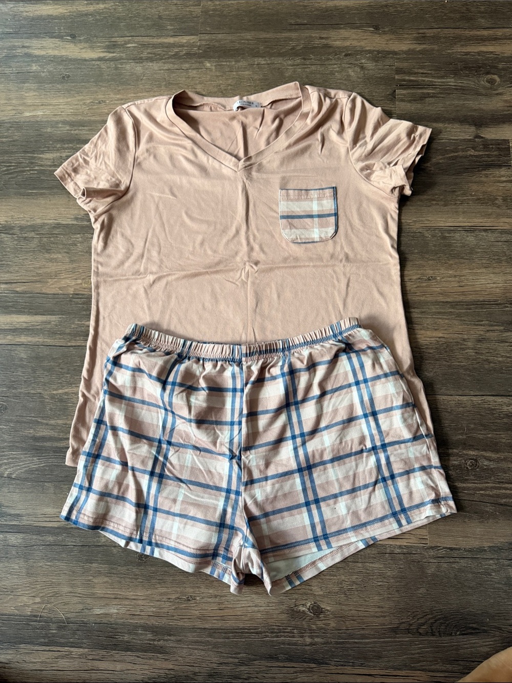 Women's Pink Plaid Short Pajama Set - Soft V-Neck Tee & Shorts